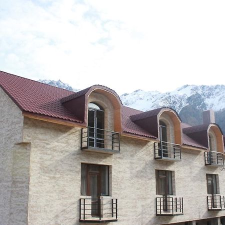 Hotel Gergeti Stepantsminda Exterior photo